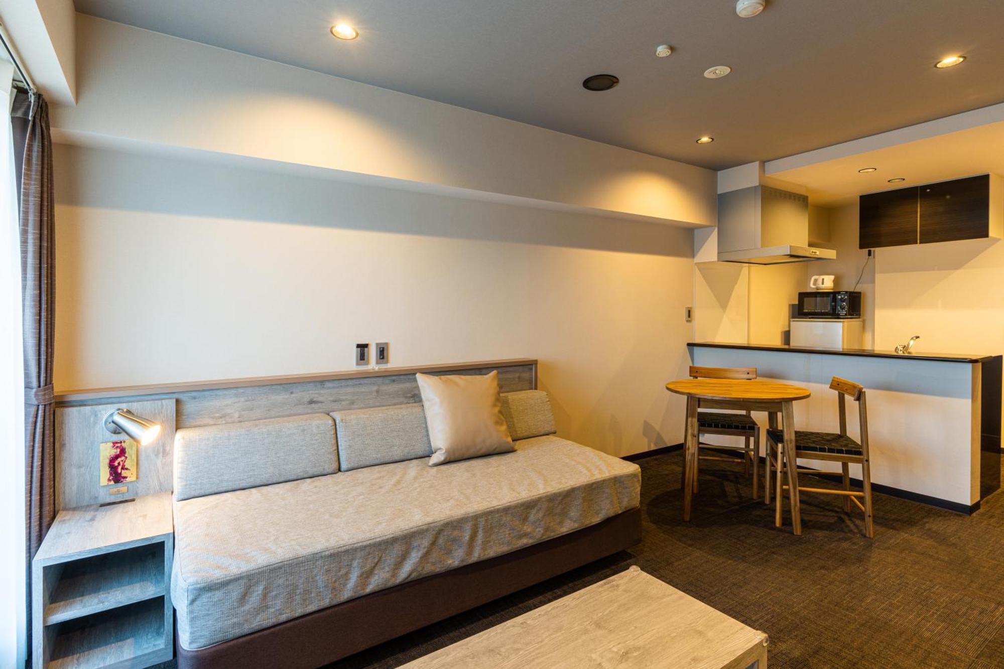 Inova Kanazawa Station Hotel Suite Екстер'єр фото